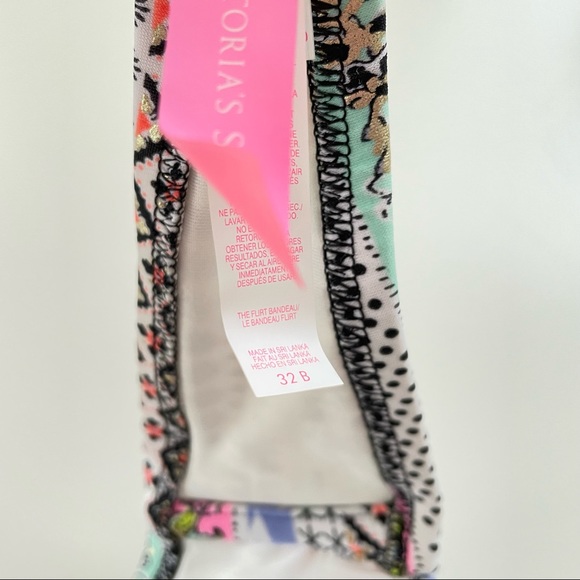Victoria’s Secret Flirt Bandeau Bikini Top - Picture 4 of 5